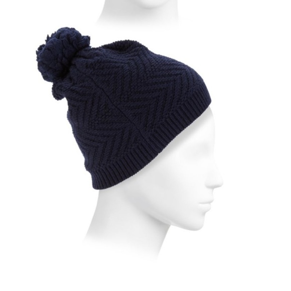 UGG chevron knit hat with yarn pom pom - Picture 5 of 6
